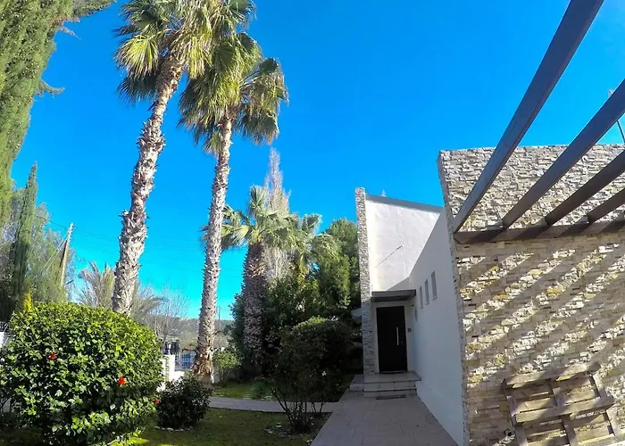 The Stone * Pissouri